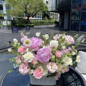 ตะกร้าพีโอนี โทนชมพูขาว